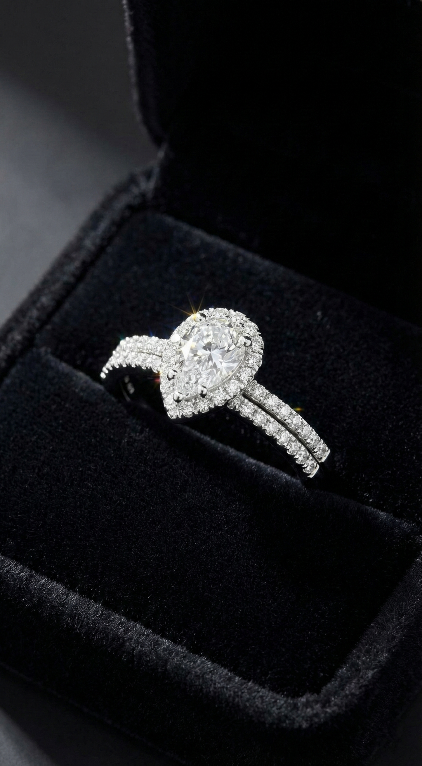 Stellar Eclipse Ring
