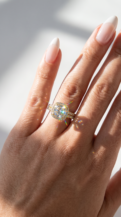 Aurora Majesty Ring