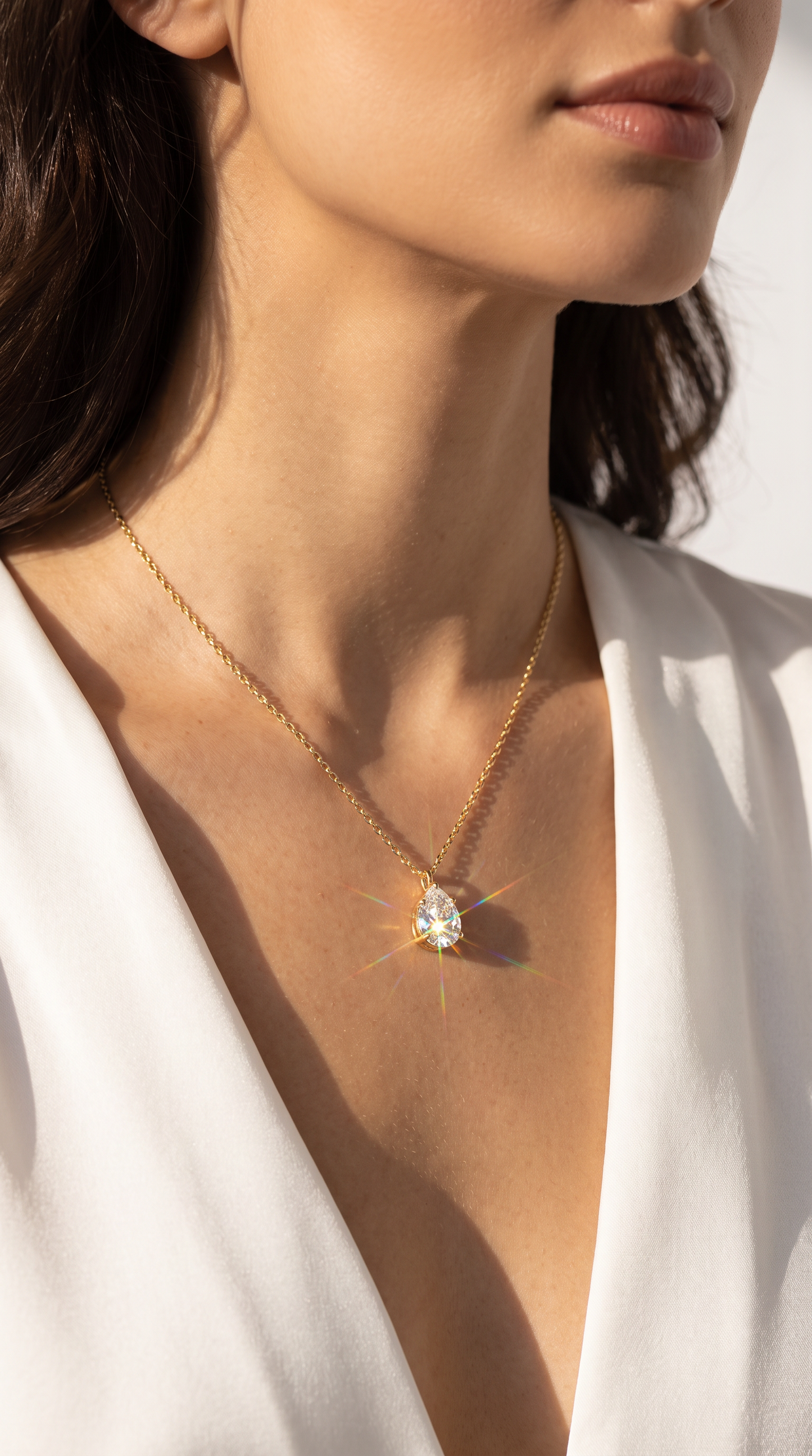 Angel Tear Necklace Gold