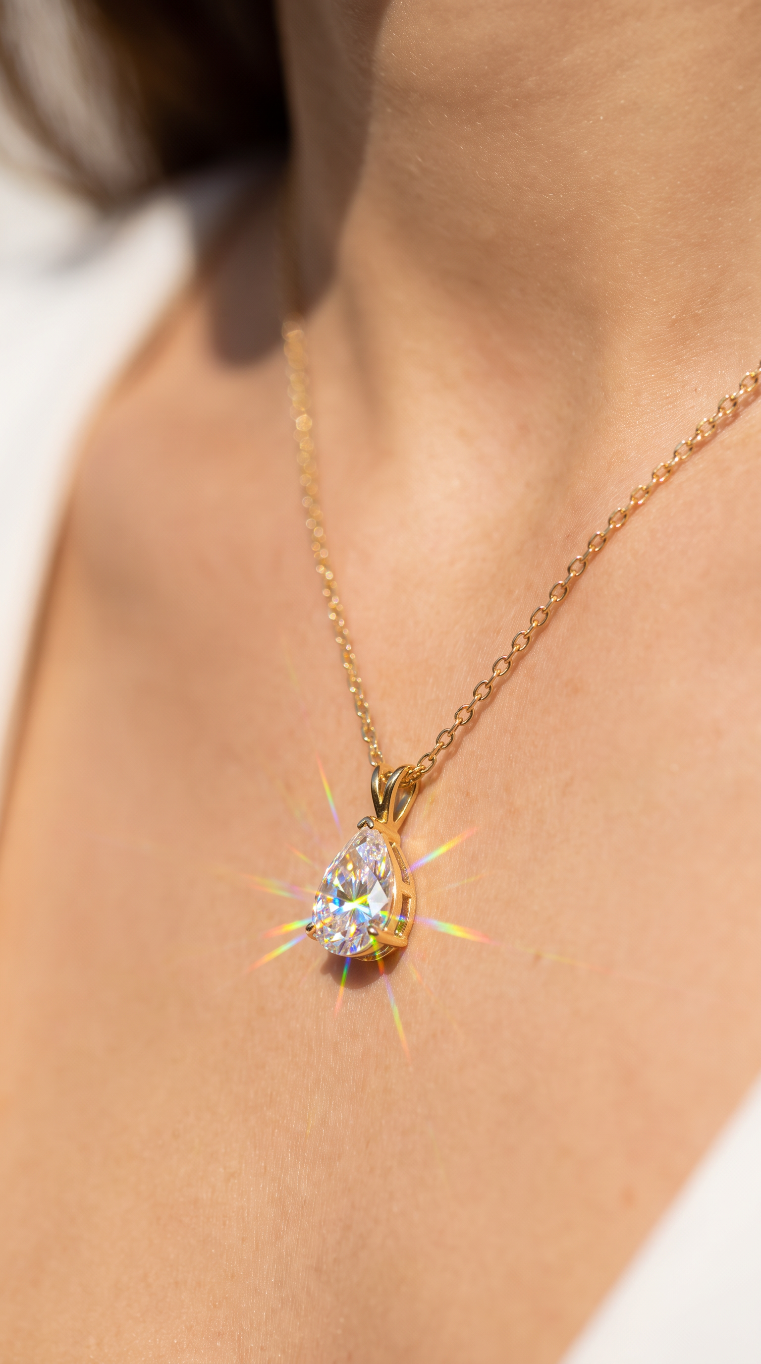 Angel Tear Necklace Gold