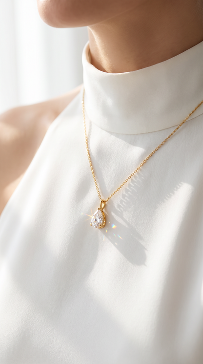 Angel Tear Necklace Gold