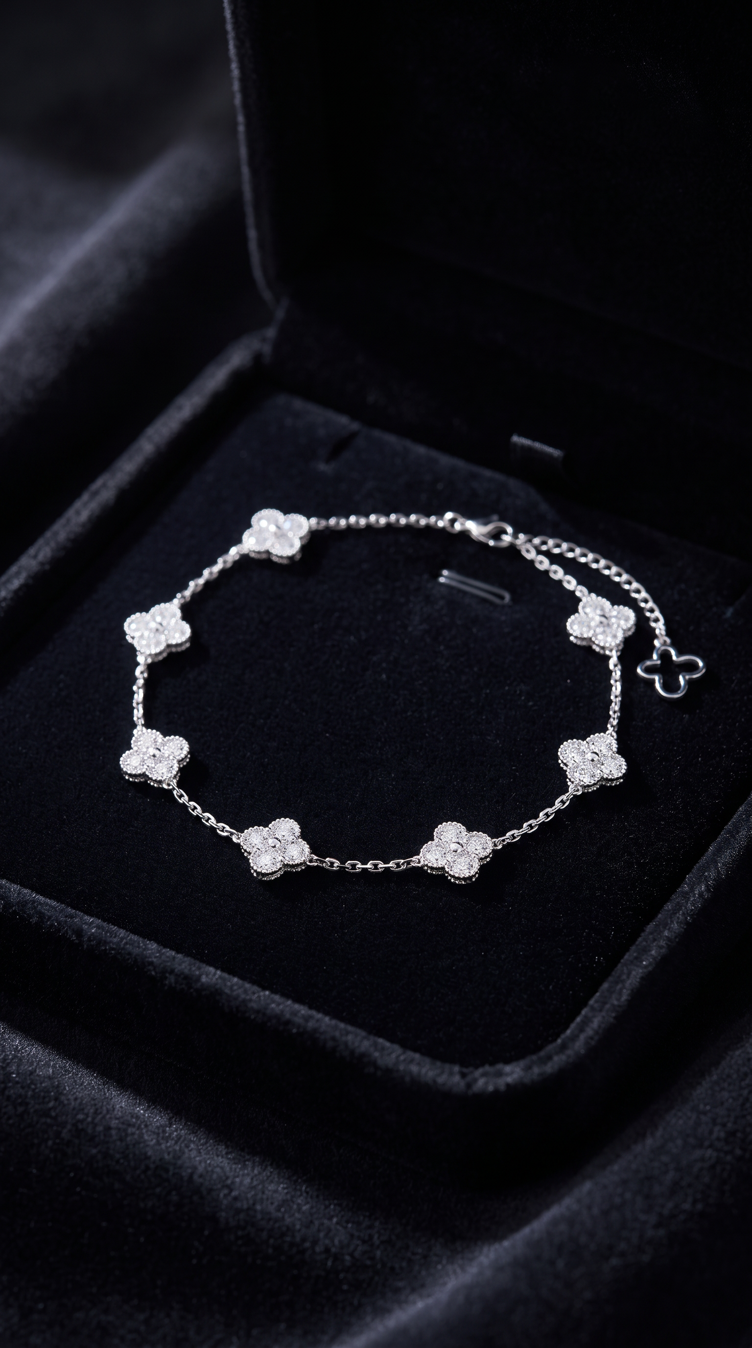 Clover Charm Bracelet
