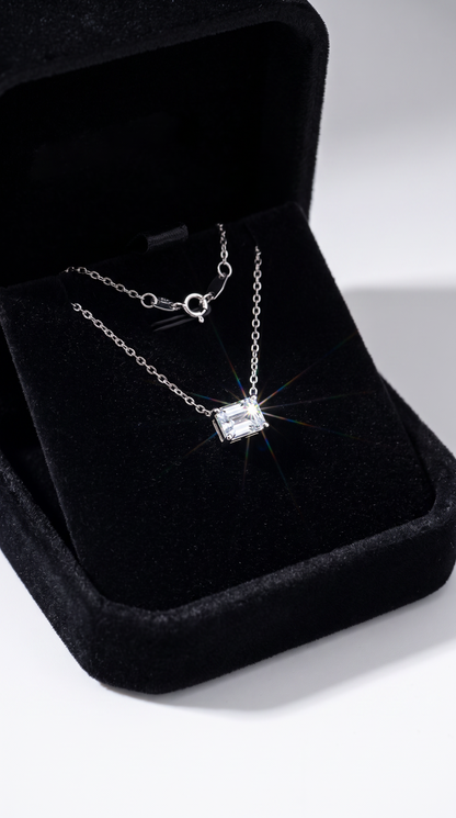 Frozen Horizon Necklace