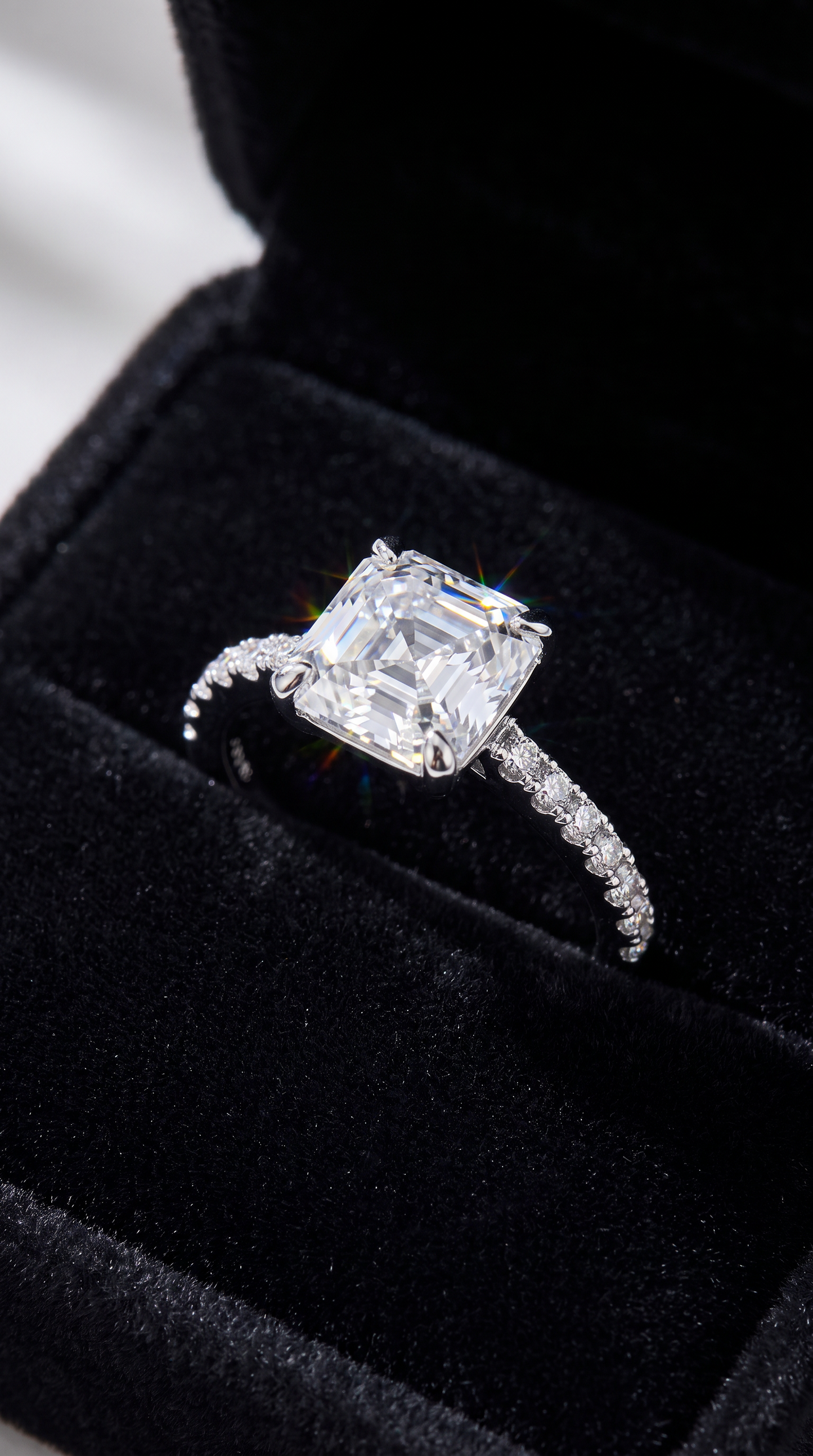 Imperial Frost Ring