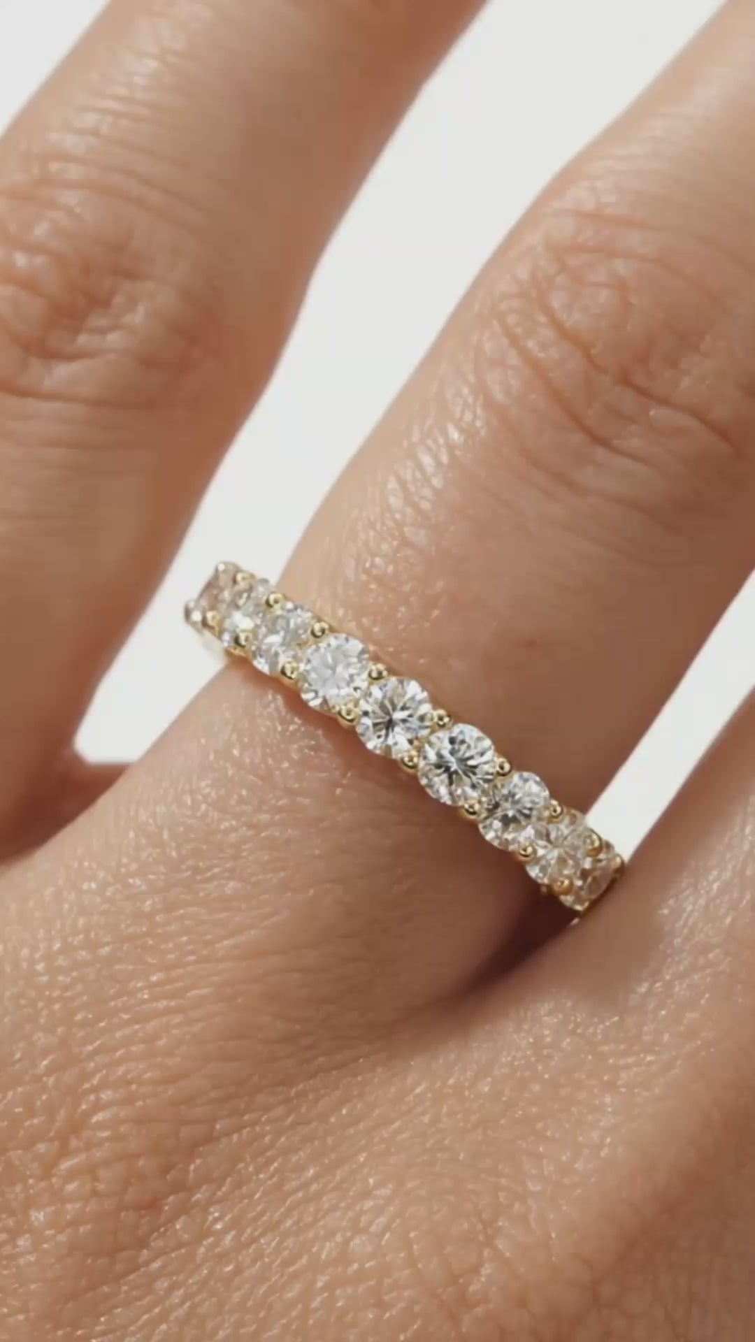 Eternity Stack Ring product video